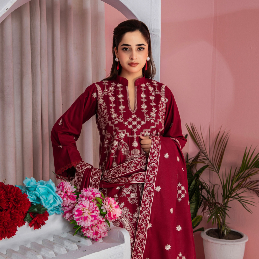 POPUS Embroidered Danak Suit with Shawl
