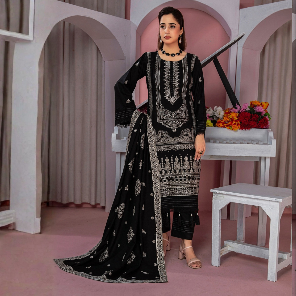 POPUS Embroidered Danak Suit with Shawl