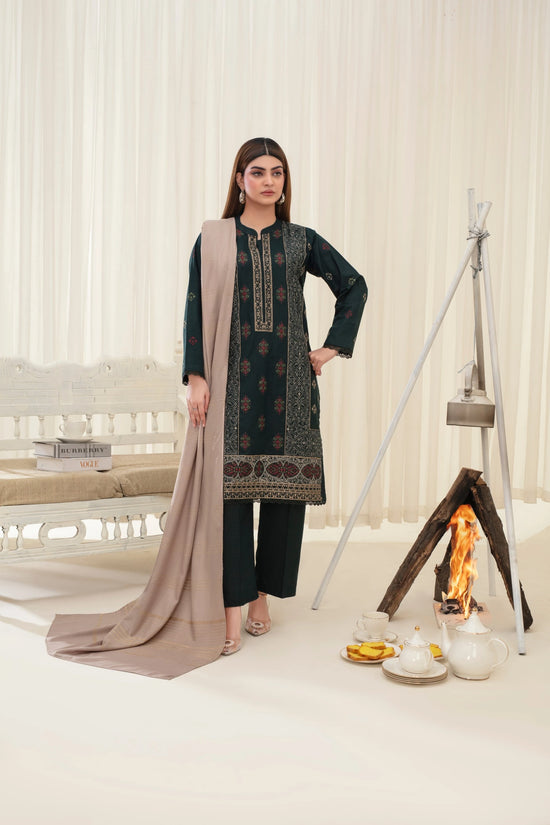 Popus Karandi By Karandi Embroidery Three Piece Suit With Soft Velvet Shawl
