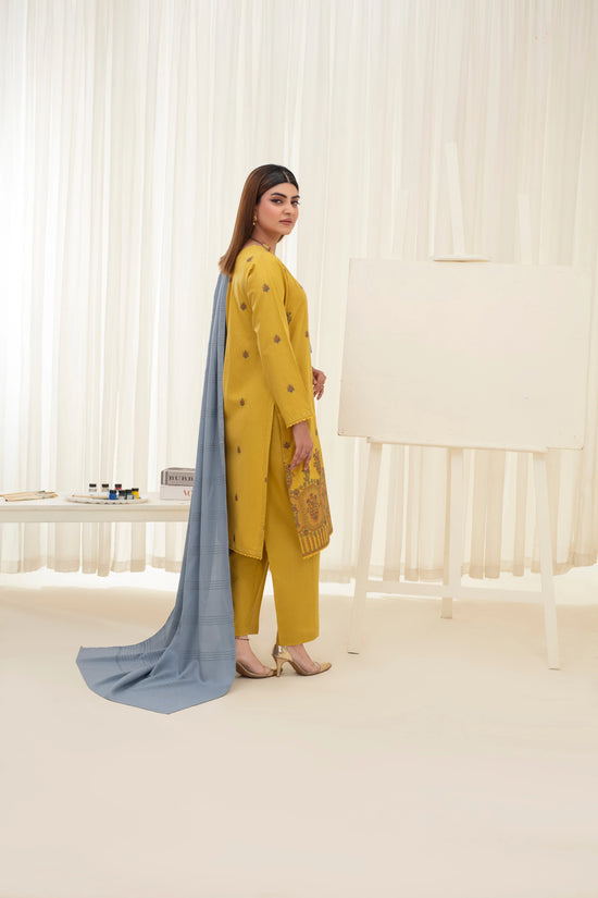 Popus Karandi By Karandi Embroidery Three Piece Suit With Soft Velvet Shawl