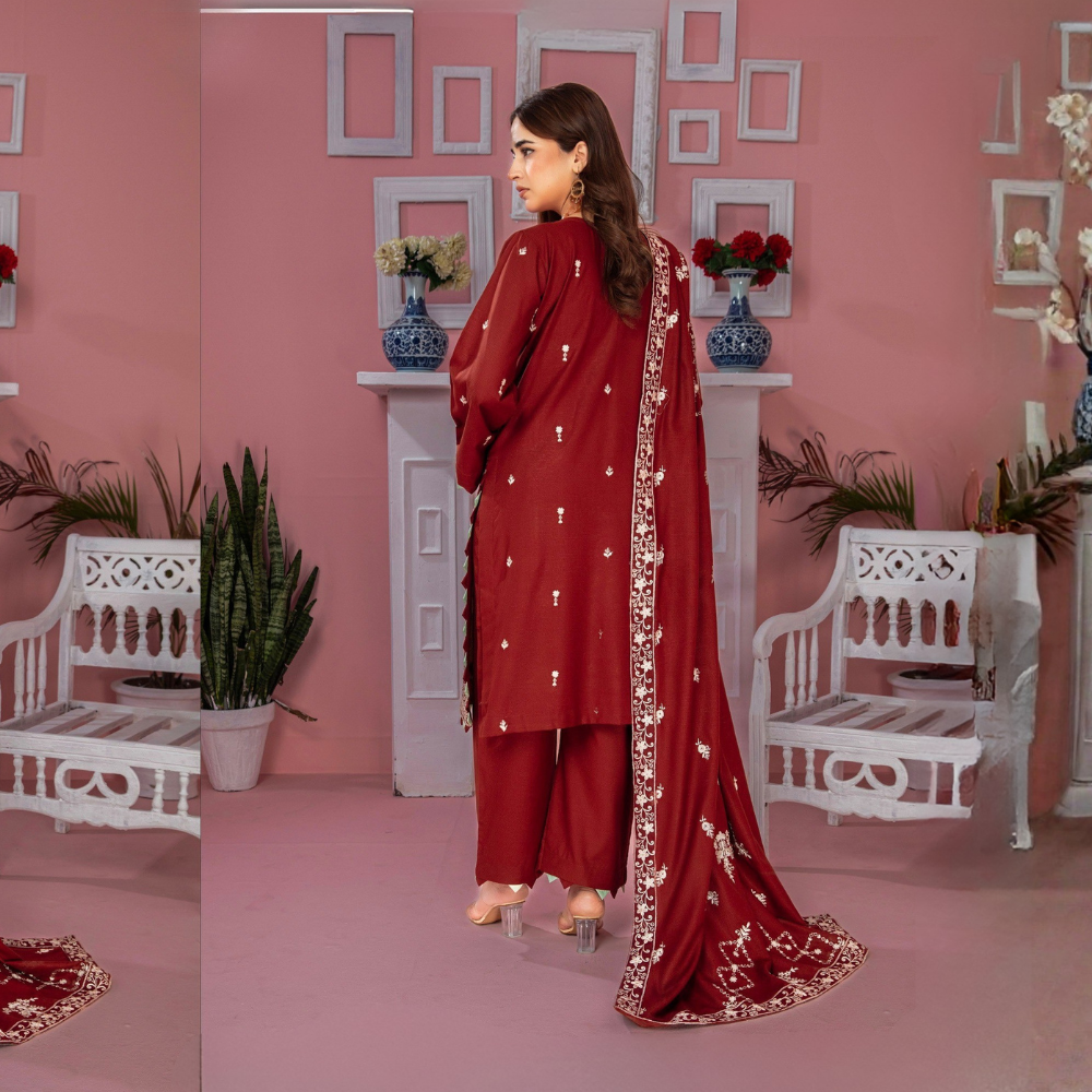 POPUS Embroidered Danak Suit with Shawl