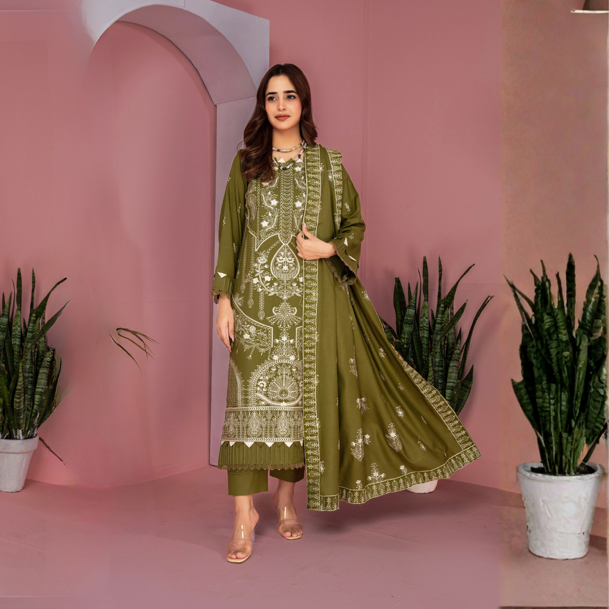 POPUS Embroidered Danak Suit with Shawl