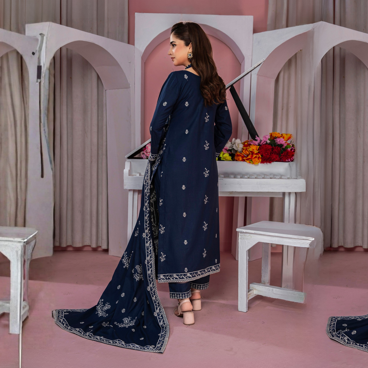 POPUS Embroidered Danak Suit with Shawl