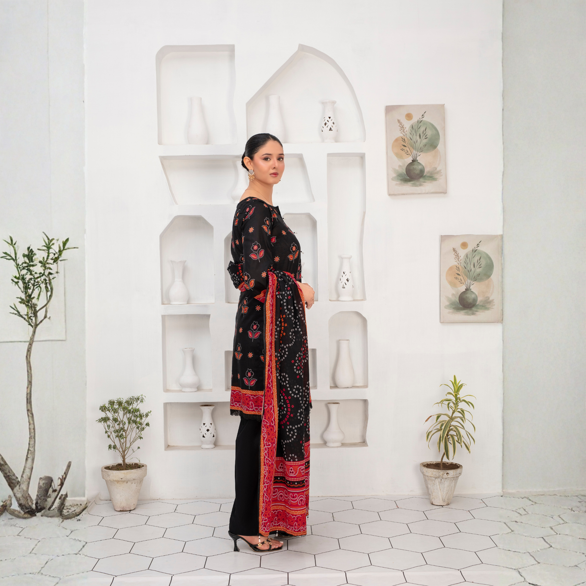Popus by MGM Textiles – "Midnight Chunri" Stitched 3-Piece Printed Lawn Suit