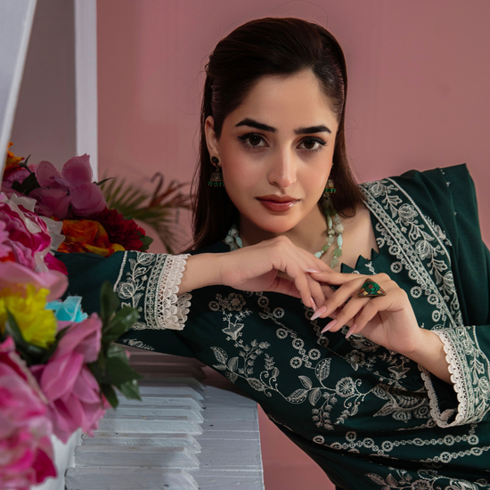 POPUS Embroidered Danak Suit with Shawl