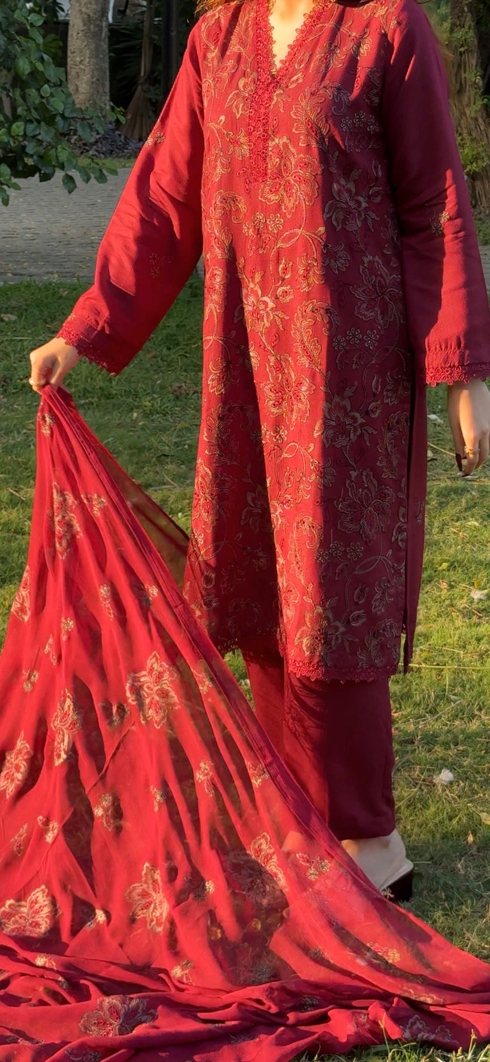 Gul-e-Lal Embroidered  3 Pc Suit By Popus